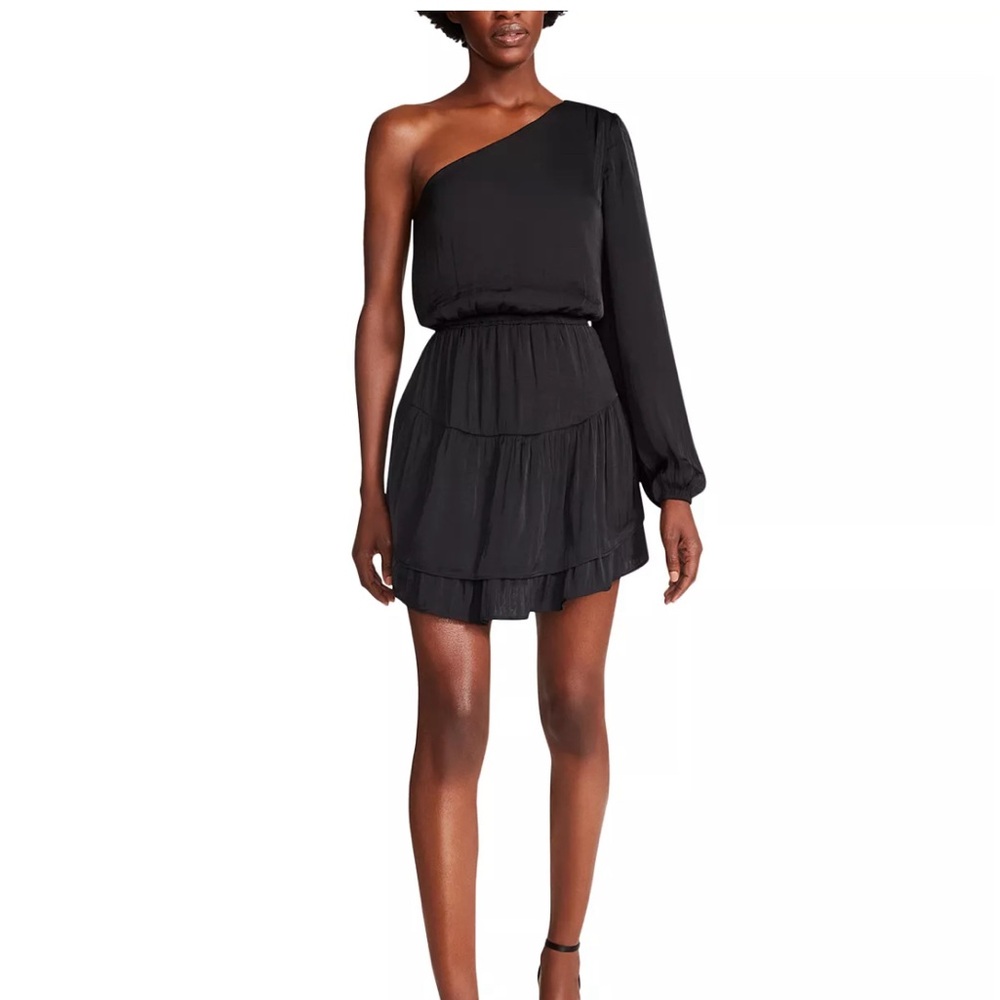 NWT-Steve Madden Zinnia Satin dress